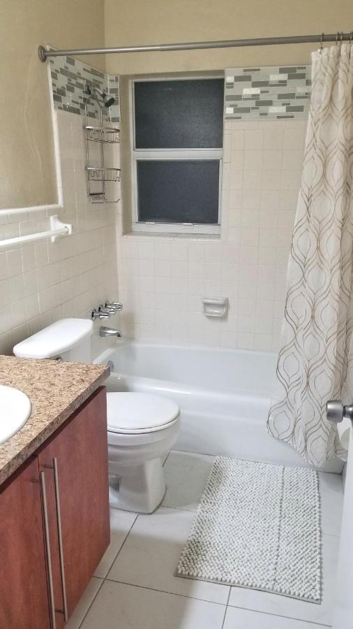 Glam 2 Bedroom Apartment Close To Nsu In Cooper City Exterior foto
